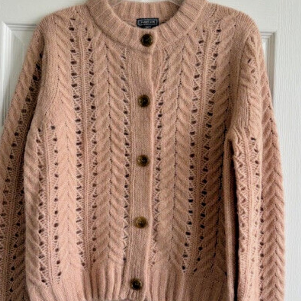 POINT SUR ❤️ Cable Knit Button-Up Sweater - Tan